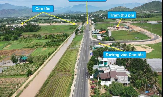 Mặt QL27 (PR - Đà Lạt); 200m tới cao tốc, DT 20x50m, sân bay Thành Sơn 5km, cách biển 12Km. (TT)