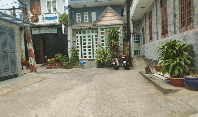 Bán căn hẻm xe tải đường Thống Nhất, p.Bình Thọ, TP.Thủ Đức. Căn góc rộng rãi đậu 4 xe ô tô vô tư