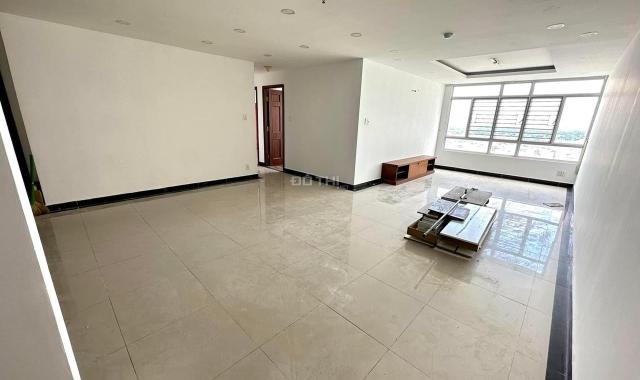 Bán căn hộ chung cư tại Phố Tạ Quang Bửu, Phường 5, Quận 8, Hồ Chí Minh diện tích 150m2