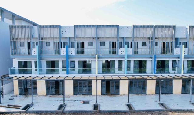 Bán 140m2 shophouse Sapphire Gem lô áp góc nhà hàng VSIP giá 11.x tỷ