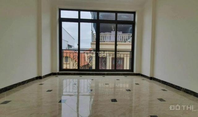 THANG MÁY 🏆 NGÕ THÔNG - Ô TÔ CHẠY  🚣 NGAY HỒ ĐỀN LỪ🔥 Đền Lừ - Hoàng Mai 6 tầng mt 4m g.i.á 6 t.ỷ