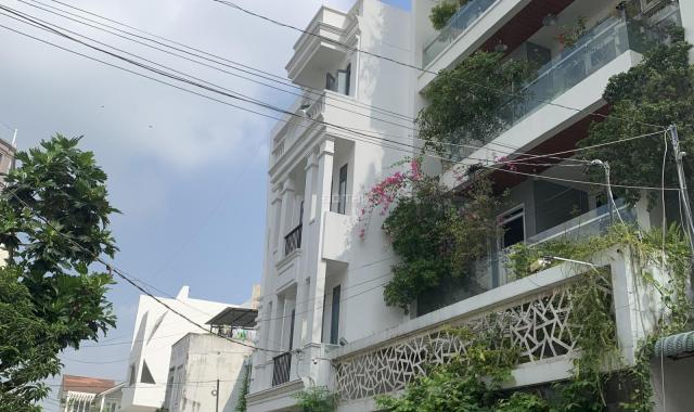 Bán nhà mặt phố đường số 4 Vista, 8.7 tỷ, 6mx9m, cấp 4 tiện xây mới
