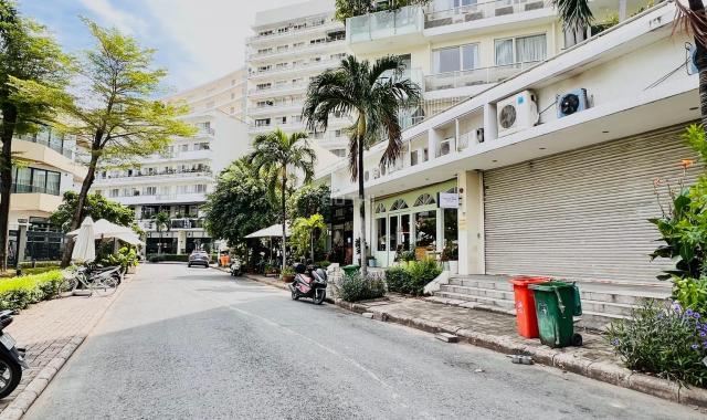CHO THUÊ CỬA HÀNG TRUNG TÂM PHÚ MỸ HƯNG, QUẬN 7 GIÁ RẺ dtsd 107m2 trống suốt