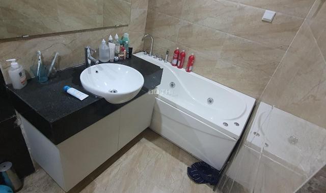 Cho thuê dự án Mandarin Hoàng minh giám trung hòa cầu giấy 3pn  2wc full 130m2 26.5tr LH 0988215990