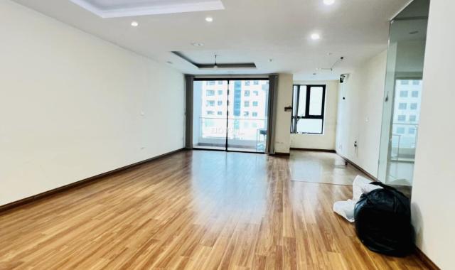 Chính chủ bán căn 115m2 chung cư Golden Land, giá 4tyxx