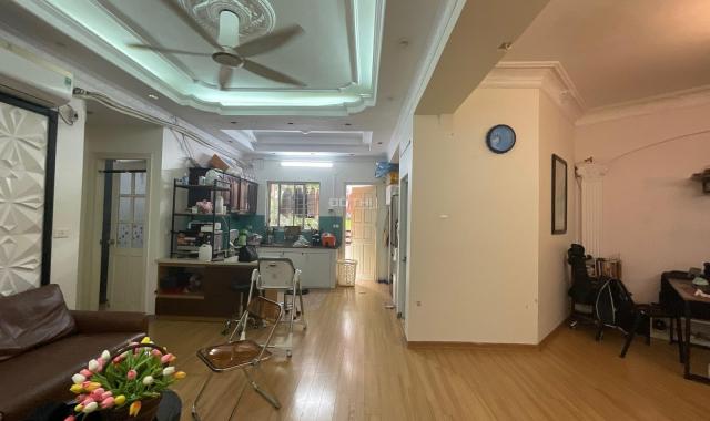 Bán căn hộ góc đẹp tòa Nơ 9 bán đảo Linh Đàm - 78m2 sổ hồng - 2 phòng ngủ +1 , giá chỉ 2.48 tỷ
