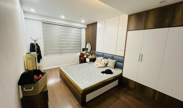 Hàng hot! Bán Căn hộ 3 phòng ngủ 112m2 tại Vinhomes D'Capitale full nội thất giá chỉ 6.8 tỷ, sổ đỏ