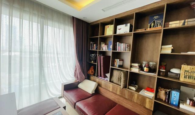 Hàng hot! Bán Căn hộ 3 phòng ngủ 112m2 tại Vinhomes D'Capitale full nội thất giá chỉ 6.8 tỷ, sổ đỏ