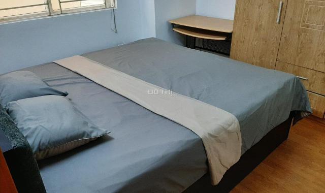 Cho thuê dự án 169 nguyễn ngọc vũ 2pn2wc 70m2 Full  11.5tr LH 0988215990