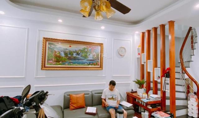 Bán nhà ngõ 180 Nguyễn Lương Bằng, Đống Đa - 22m2, 5 tầng, giá 2.7 tỷ