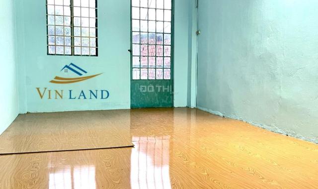 Cho thuê nhà mặt tiền 120m2 đường lớn gần chợ cổng 10