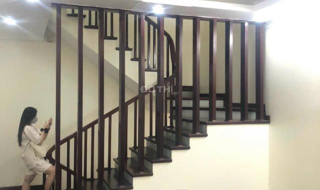 Bán nhà  Cầu Diễn: Đường Thông, Oto Vào Nhà, 62m2x 5 tầng, mt 7.7 m,6.9 tỷ LH 0973160986