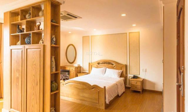Cho thuê nhà phố góc đường Bùi Bằng Đoàn, Phú Mỹ Hưng, nhà đẹp, giá rẻ