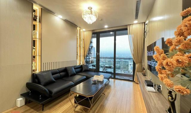 Chính chủ chuyển nhà mặt đất nên bán căn hộ gần 100m2 chung cư HH1 Dương Đình Nghệ,view đẹp giá tốt