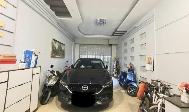 Bán nhà Huỳnh Thúc Kháng, Đống Đa - ô tô vào nhà - kd tốt - DT 105m - 5T - MT 4.8m - gía 19.5 tỷ