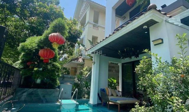 Chuyên bán biệt thự Ciputra, cần bán biệt thự 230m2, 4 tầng, đường 30m, nội thất đẹp, có thang máy