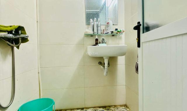 Bán căn tập thể phố Đại La,59m2 , 2N1VS, full nội thất, 1 tỷ850