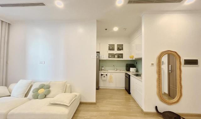 (Nhà mới). Bán 3PN 2WC chỉ 5.75 tỷ, sổ đỏ lâu dài chung cư Vinhomes D'Capitale Trần Duy Hưng