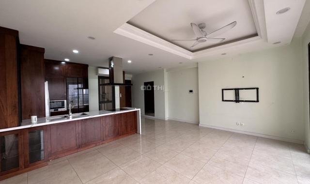 Hàng hot! Bán Căn hộ 3 phòng ngủ 112m2 tại Vinhomes D'Capitale đồ cơ bản, chỉ 7 tỷ, 0966410975