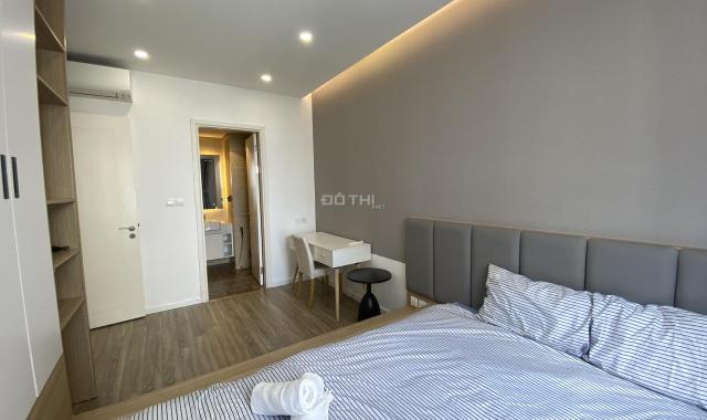 (Cực đẹp) Bán căn hộ 2PN 2WC ban công Đông Nam view hồ, chung cư Vinhomes D'Capitale Trần Duy Hưng