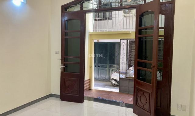 Bán gấp giá rẻ Lĩnh Nam vừa ở vừa cho thuê 51m, 5 tầng, mặt tiền 7m, 4.2 tỷ Hoàng Mai.