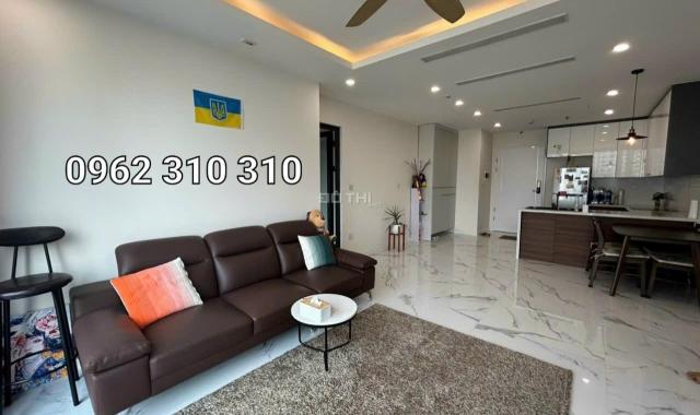 Cần bán gấp căn hộ 54m2, tầng cao ở Sunshine City Hà Nội, 3.3 tỷ ở hoặc đtu cho thuê tốt