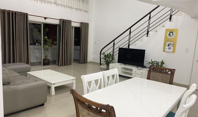 Bán căn hộ Mỹ Khánh 3 có 3PN + 2WC ở Phú Mỹ Hưng lầu trung giá cực tốt