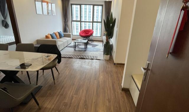 Cho thuê chung cư Goldenpalm lê văn lương 3pn2wc 110m2 full đồ 21tr LH 0988215990