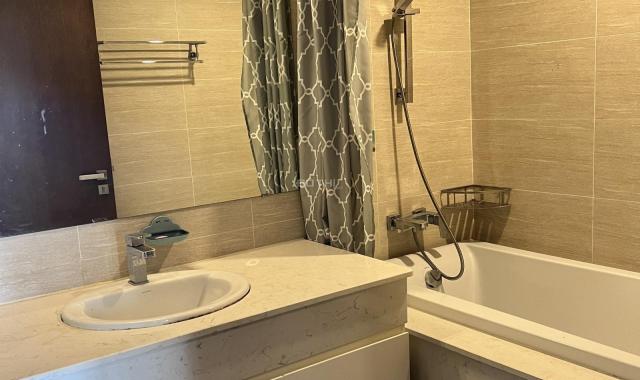 Cho thuê dự án Goldenpalm 21 lê văn lương 3pn2wc 130m2 đồ cơ bản 19,5tr LH 0988215990