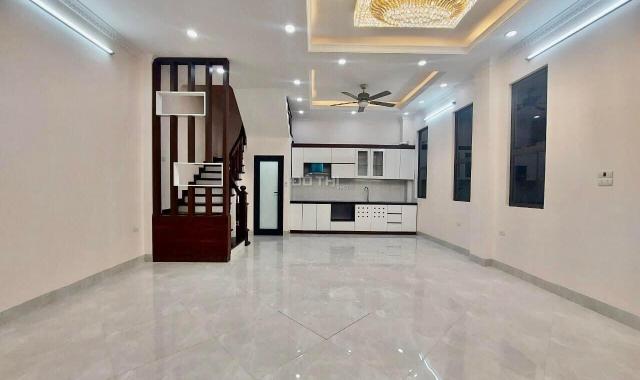 Bán nhà phân lô khu Kim Đồng,42m2 x 5 tầng, Gara ô tô, kinh doanh, giá 7,2 Tỷ