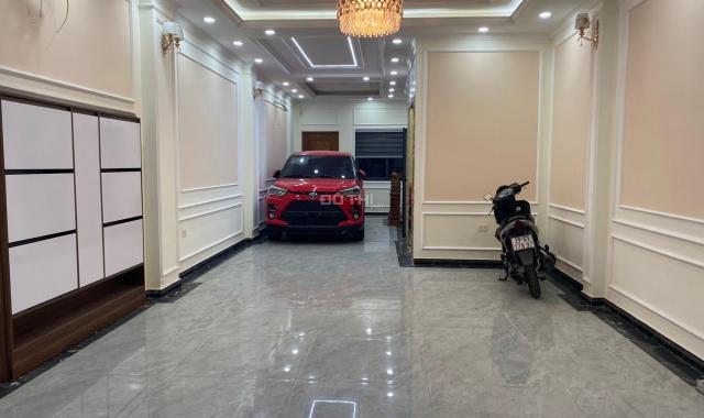 Phân lô Nguyễn Phong Sắc 36m2 6 tầng mới đẹp 7,2 tỷ kinh doanh tốt ô tô đi thoải mái