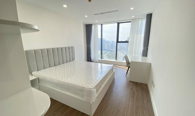 Cho thuê căn hộ cao cấp 3 phòng ngủ 167m2 vào ngay Sunshine Center Phạm Hùng chỉ 24 triệu