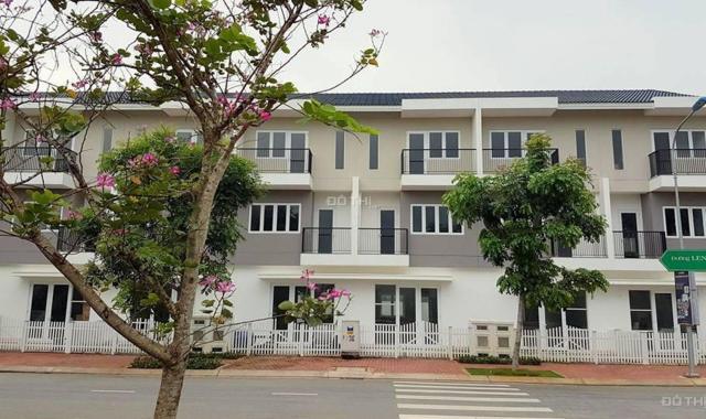 Bán nhà biệt thự, liền kề tại Đường Nguyễn Duy Trinh, Phường Phú Hữu, Quận 9, DT 185m2 nhà 2 lầu