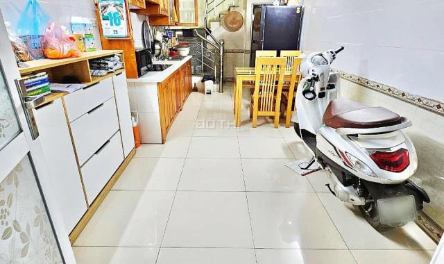 Bán Nhà Đẹp Nguyễn Trãi Thanh Xuân, DT 28m2, 5 Tầng, Cực Hiếm, Gần ô tô (Giảm Chào 200tr) Giá 4 tỷ