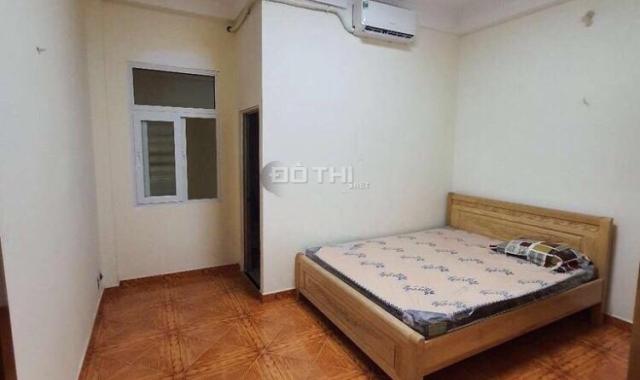 Cho thuê nhà hẻm xe hơi 212B Nguyễn Trãi, gần vòng xoay Cống Quỳnh