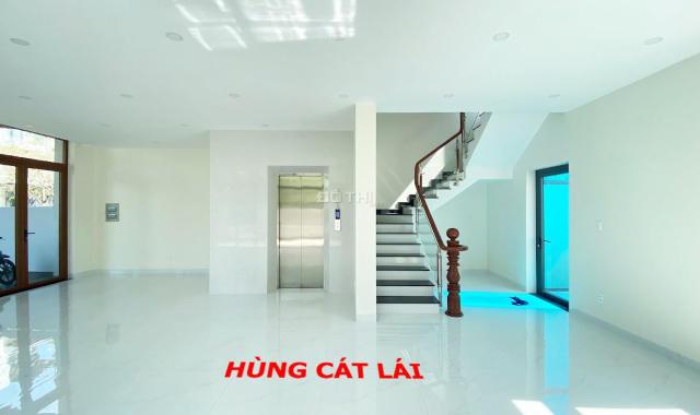 (Giá 23 triệu/tháng) Cho thuê Căn Góc Nhà Phố 1 Trệt 3 Lầu, DT 187m2, 5 PN, 6 WC, Có thang máy