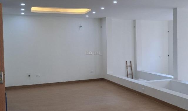 Cho thuê lô góc 2 mặt tiền 45m2 x 3 tầng, MT 11m làm siêu thị, ngân hàng, nhà hàng