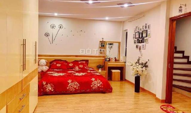 Bán nhà 39m2, Nhỉnh 6 tỷ, Thái Hà, Đống Đa, 0835659369