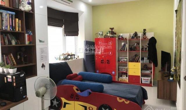 Bán nhanh liên kế Phú Mỹ Hưng. Giá nhà chỉ bằng giá đất. Giá 32 tỷ ,Em Trúc 0914631379