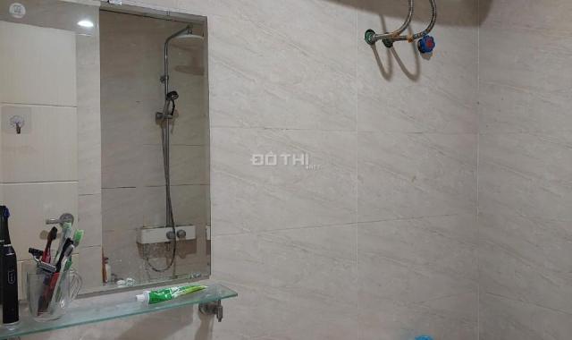 Chính chủ gửi CH Yên Hòa,Thăng Long 106m2 3PN đồ CB giường, tủ giá 11.5tr/th vào luôn 093 2526 286