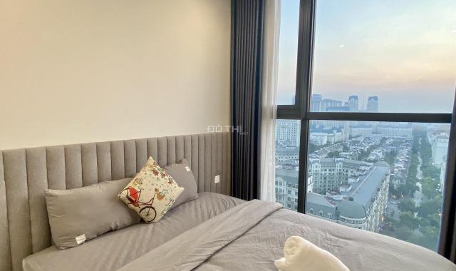 Bán căn hộ chung cư Vinhomes Sky Lake. CH 2PN 72M tầng 26, giá 4.7 tỷ. LH: 0936031229