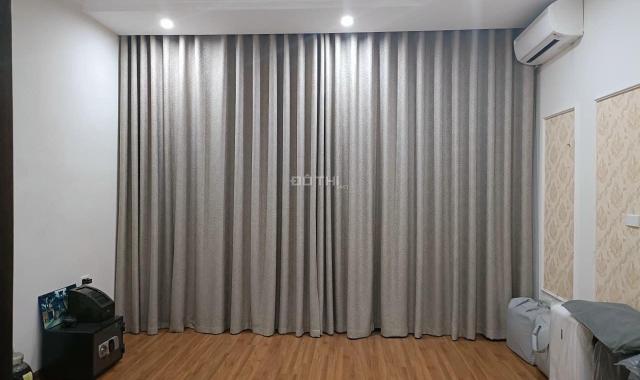 Bán nhà Mai Anh Tuấn – Hoàng Cầu, ngõ 3m, sát phố, 55m2x4t, mt 4,6m, ô chờ thang máy, giá 9,5 tỷ