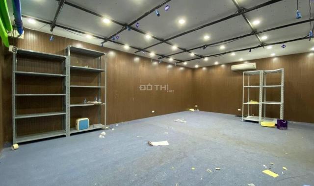 Cho thuê nhà và đất ở Giang văn minh 270m2 x 3,5 tầng ở làm VP, kho, trung tâm tiếng