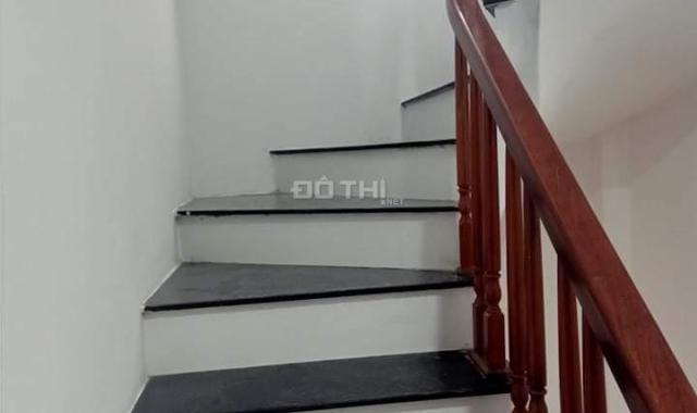Cần bán nhà riêng Hòe Thị - Xuân Phương, 35m² x 5 tầng, căn góc, ô tô đỗ cửa,lh 0936456183