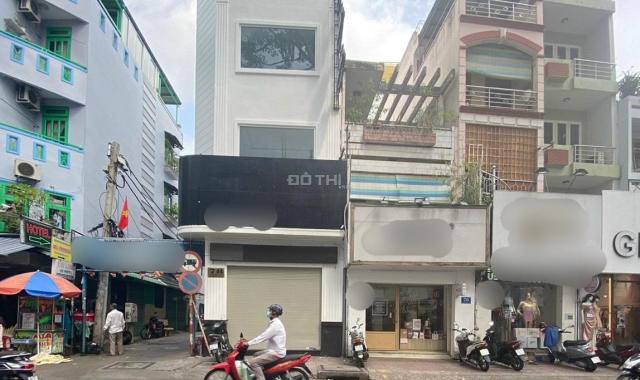 Cho thuê nhà ngang 5m góc 2 mặt tiền 10A Trần Quang Diệu, Quận 3