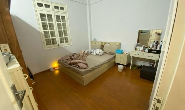 Bán căn hộ chung cư Hoàng Đạo Thúy, Thanh Xuân, 98m2, 3 phòng ngủ 2 vs, dưới 4 tỷ ở ngay!!!