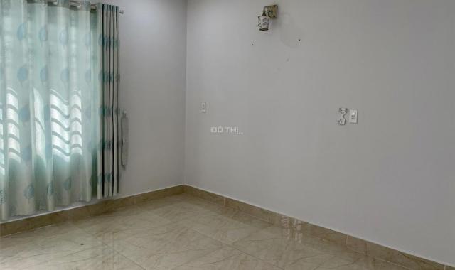 Cho thuê phòng 25m2 máy lạnh, nhà phố Citi Bella 1