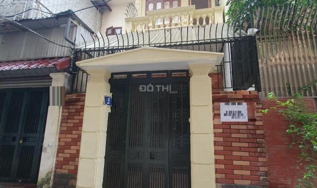 Cho thuê nhà Lạc long quân 80m2 x 4 tầng có sân ở làm VP, bán hàng online