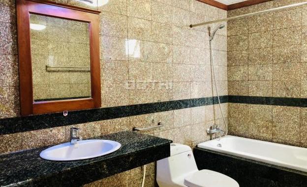 Cần bán căn 2PN - 115m2 chung cư Giai Việt, Quận 8 (sổ hồng) - tầng 19. LH: 0906.743.799