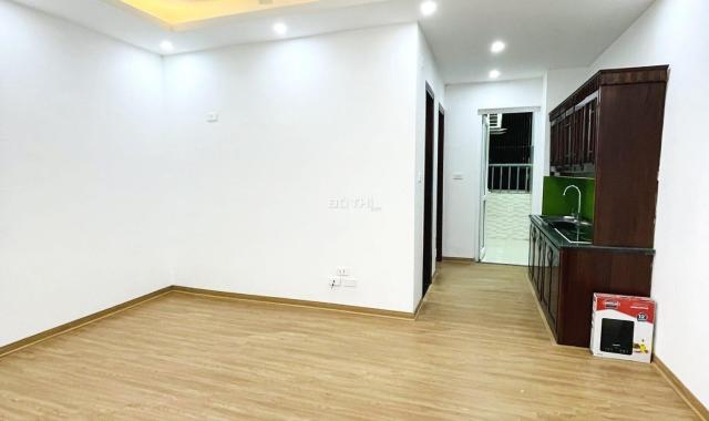 Cực hiêm căn hộ Kim Văn Kim Lũ, Hoàng Mai, 55m2 – 2PN, Mới đẹp lung linh – Tặng nội thất cơ bản – Ở
